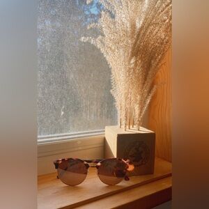 Foster Grant Rose Tortoiseshell Mirrored Sunnies